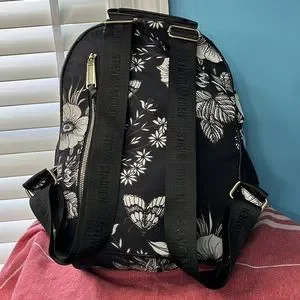Steve Madden | Bags | Steve Madden Floral Backpack Wallet W  display picture 2